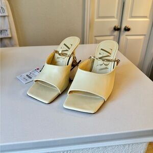 ZARA beautiful and elegant shoes size 36. New with tag